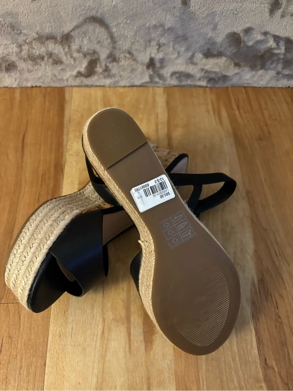 Aldo Laressa Black Platform Sandals with Ankle Strap Women’s Size 8.5